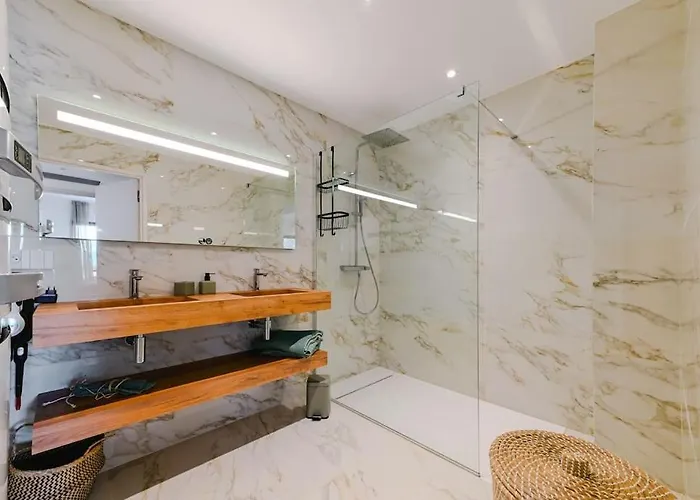 Daire Le Galatee ,t2 Luxe Pieds Dans L'eau