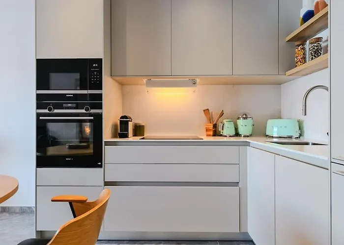 Daire Le Galatee ,t2 Luxe Pieds Dans L'eau *